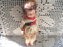 PAPER MACHE BRUNETTE_01